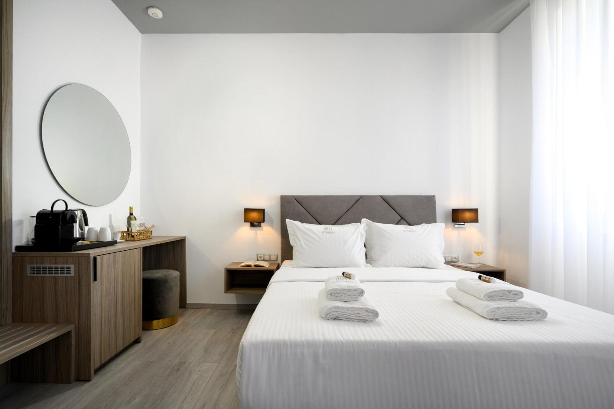 Amalphi Corfu City Living By Konnect ภายนอก รูปภาพ
